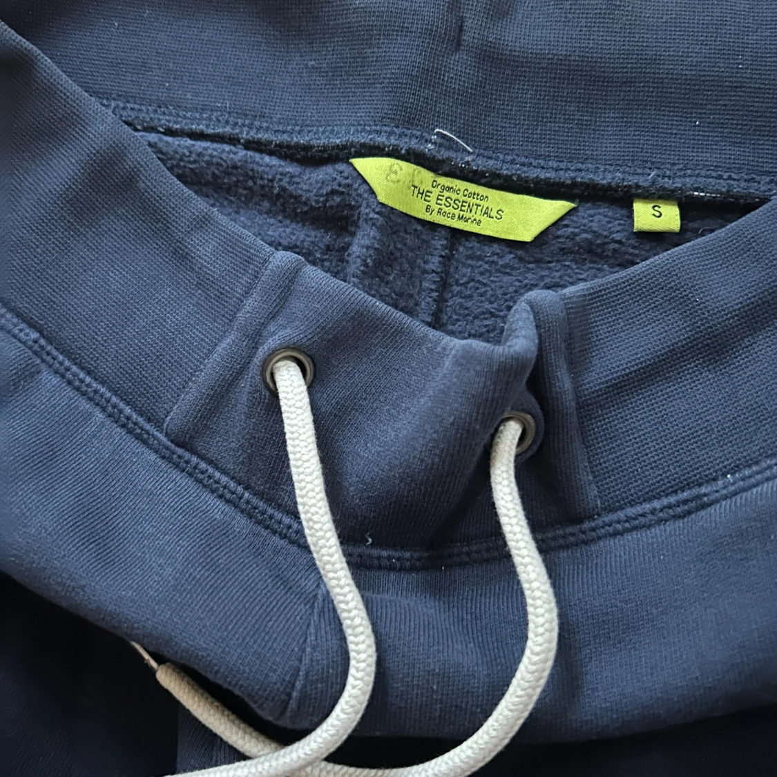 Mörkblå mjukisbyxor från The Essentials - 1