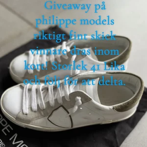 Philippe model G1v3away - Philippe model G1v3away vinnaren dras inom några dar. allt du behöver göra för att delta är steg 1. Lika Steg 2. Följ Önskar er all lycka vinnaren står dock för frakt! Storlek 41 Du kommer märka igenom ett Dm om du vunnit!