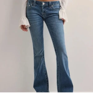True religon jeans - Säljer dessa snygga jeans😍 jag har inga bilder hur de sitter på men det är bara att fråga om fler bilder så skickar jag🥰
