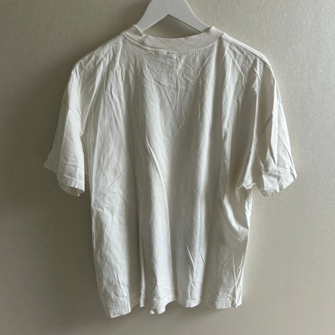 Oversized vit T-shirt med tryck - 2