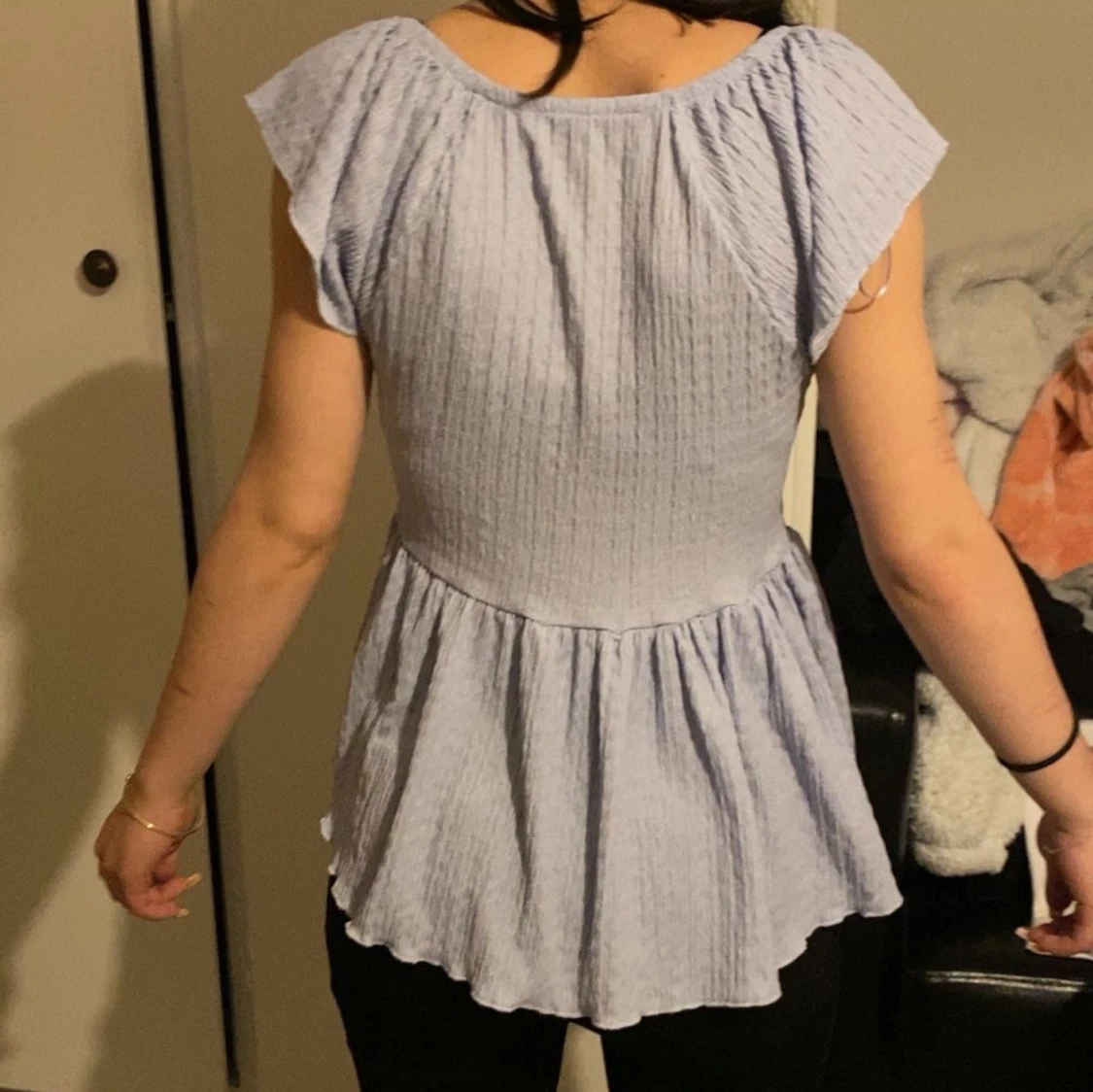 Ljuslila blus med knytning - 1