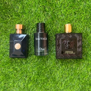 Parfymer  - Dylanblue ca 10ml kvar 100kr. Dior ca 10ml kvar 100kr. Erosflame ca 20ml kvar 200kr. Alla för 300kr