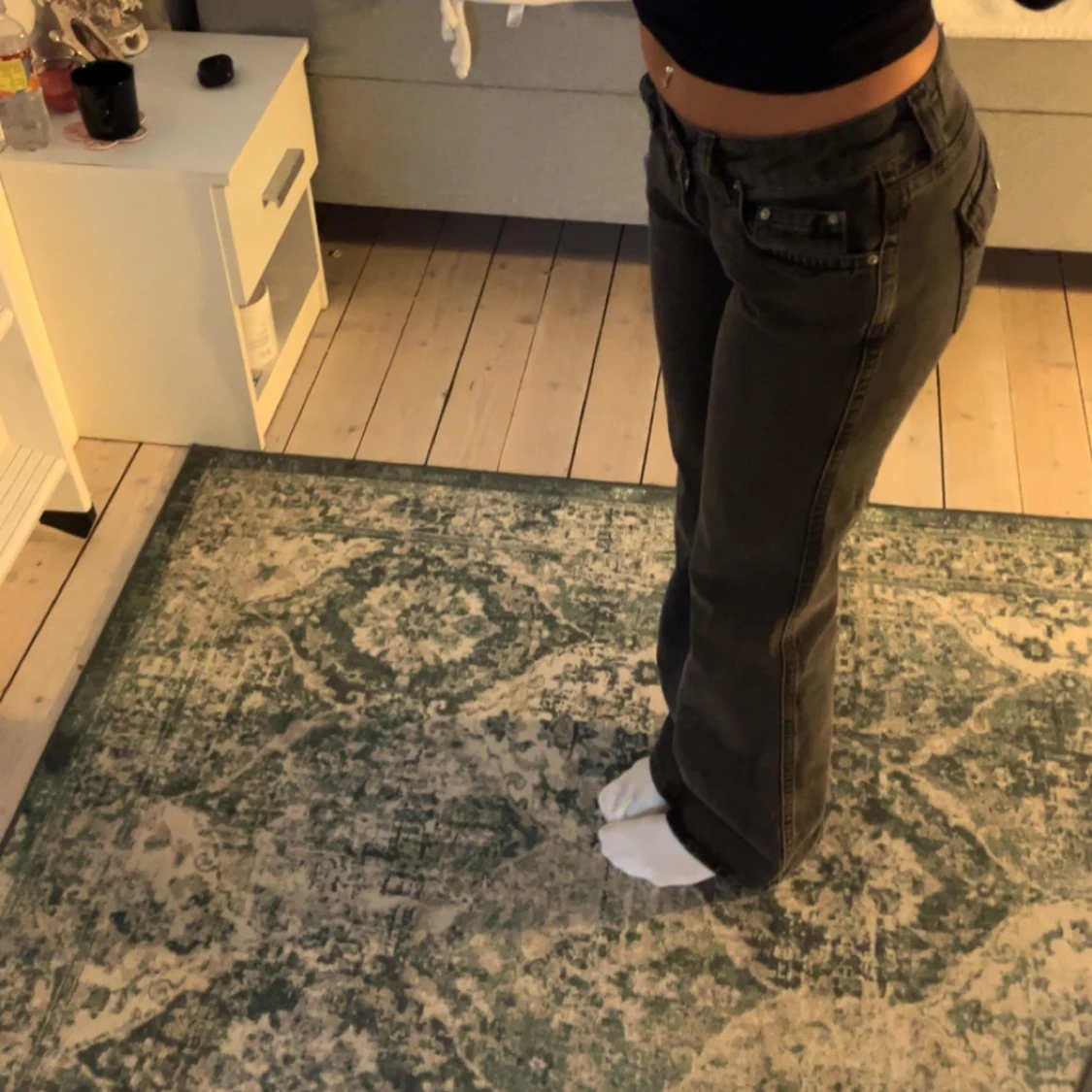 Grå straight leg jeans  - 4