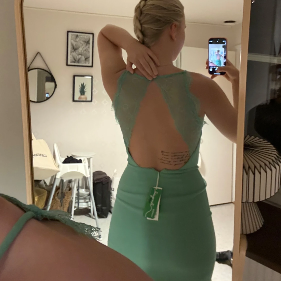 Mintgrön kort klänning från Samsøe Samsøe - 1