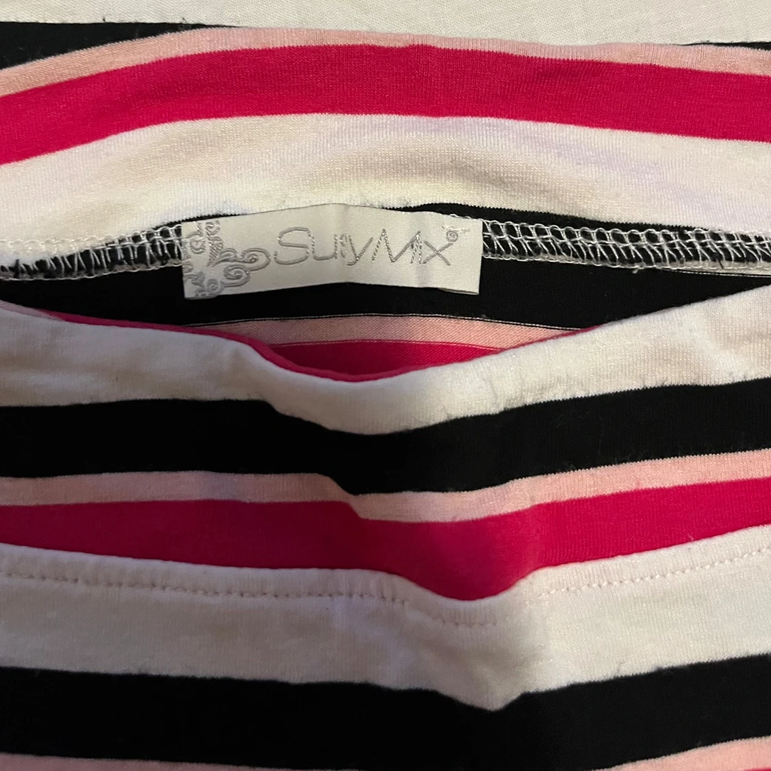 Randig långärmad topp från SuyMX - 2