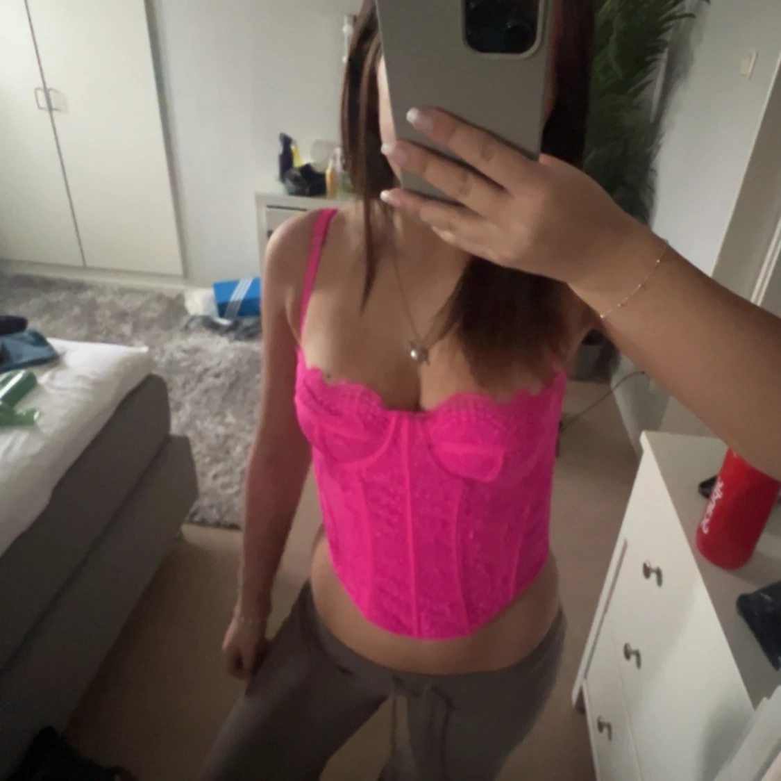 Rosa korsettopp med spetsdetaljer - 1