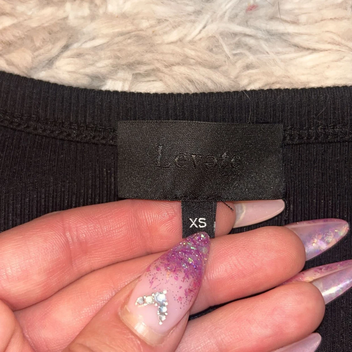 Svart långärmad klänning från Leveté - 2