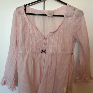 Blus odd molly  - Super söt rosa blus från odd Molly i storlek xs💗