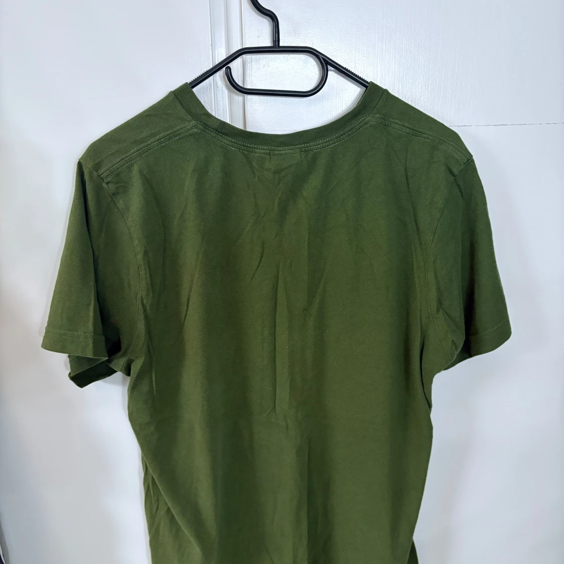 Grön t-shirt från N/H med tryck - 1