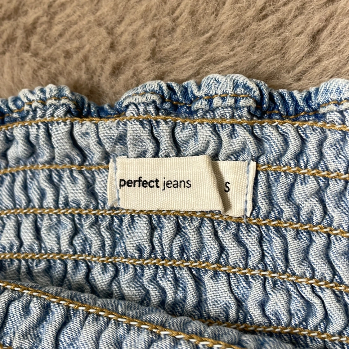 Blå smockad tubtopp  - 2