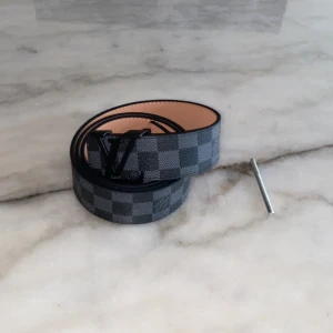 Lv bällte - En snygg lv bällte till salu kom dm vid intresse 