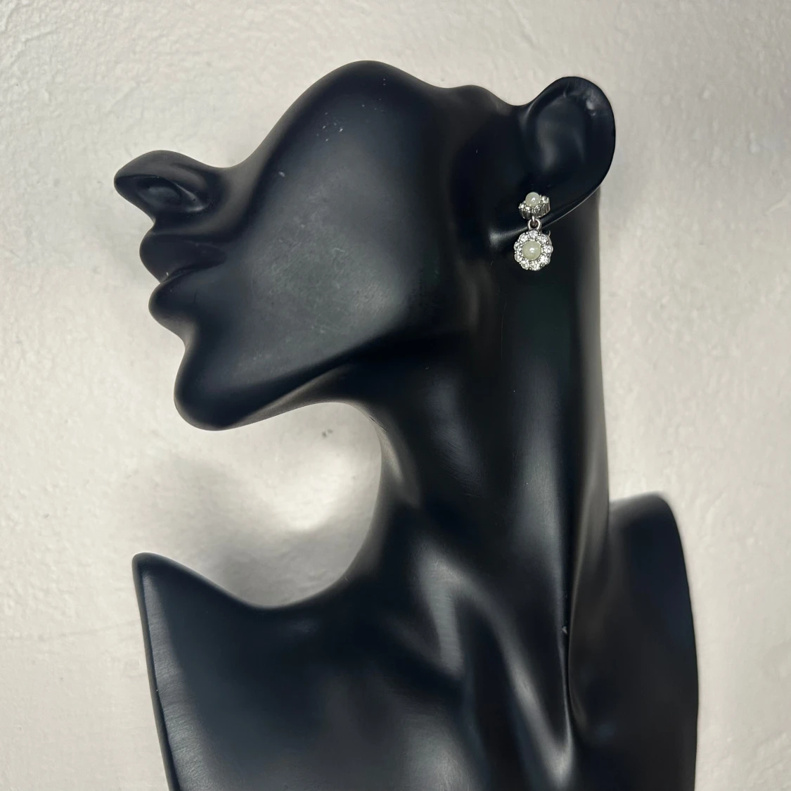 Vintageörhängen i 50-talsstil med pärla & strass Retro Old Hollywood