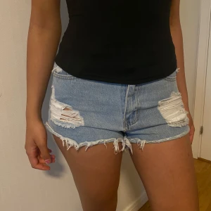 Jeans shorts  - Fina för sommar 
