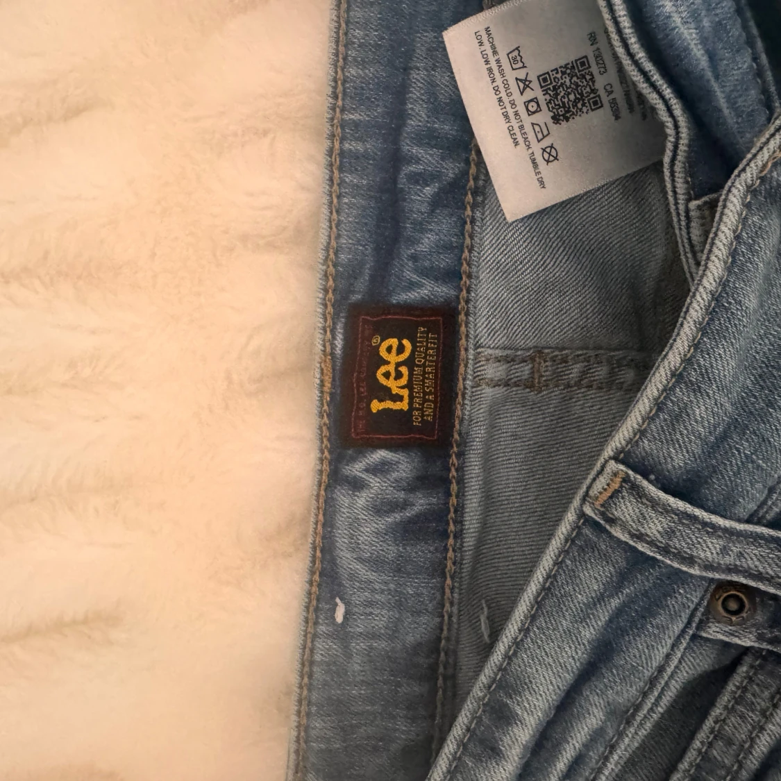 Ljusblå bootcut jeans från Lee - 4