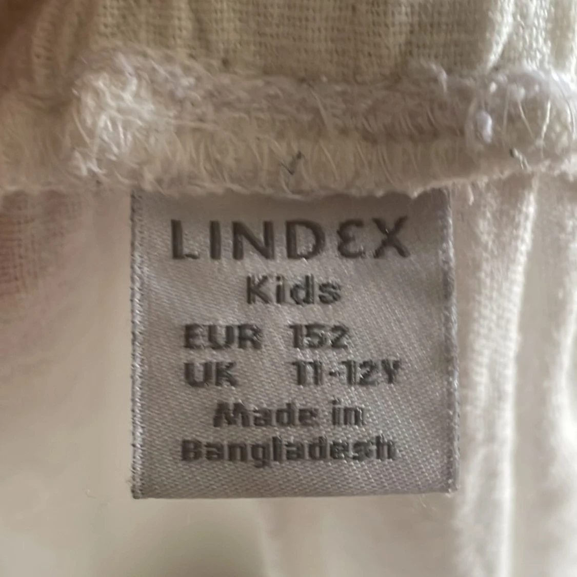 Vita linnebyxor från Lindex, stl 152 - 2