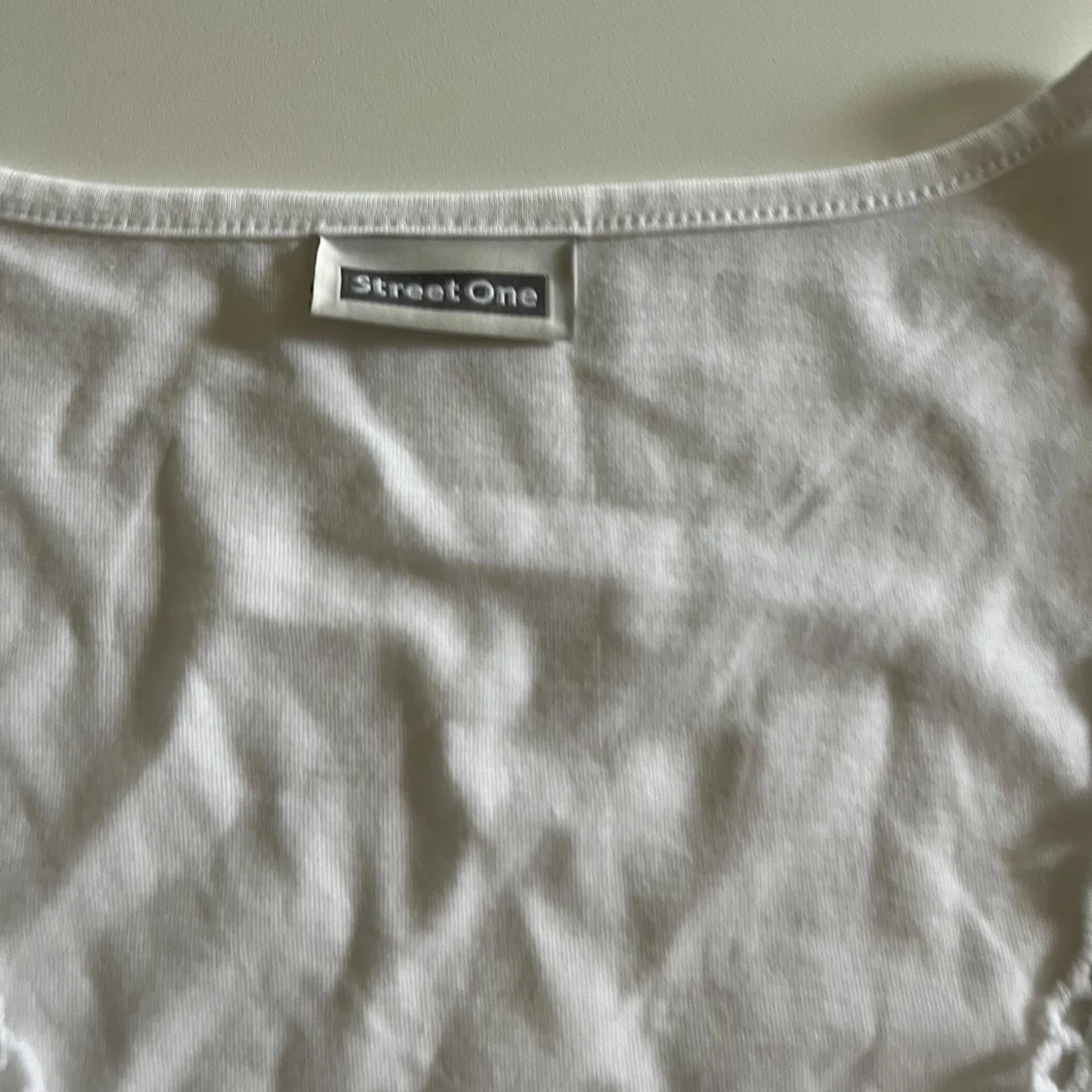 Vit spetsdetaljerad linnetopp Street One - 2