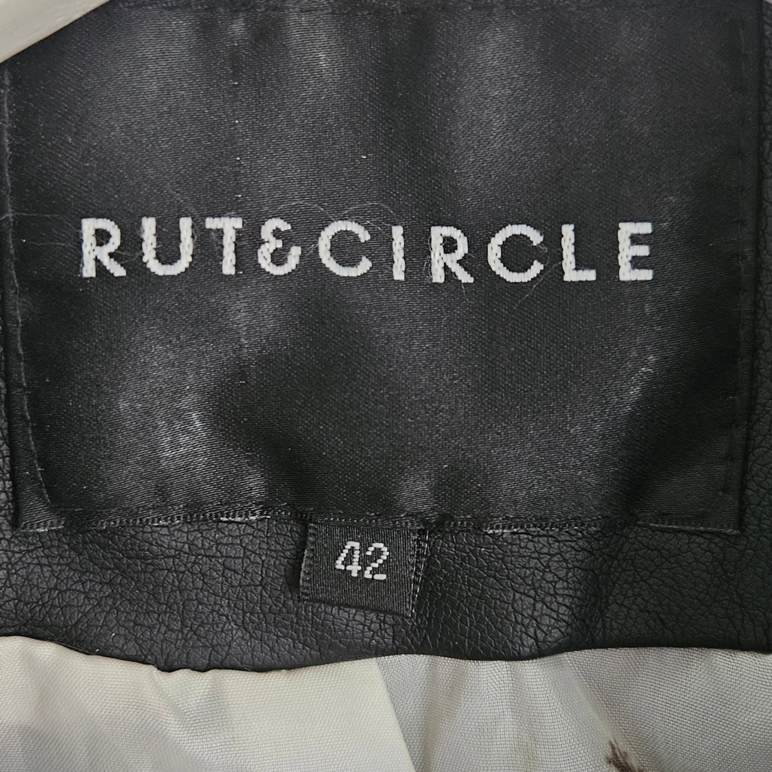 Svart skinnjacka Rut&Circle stl 42 - 2