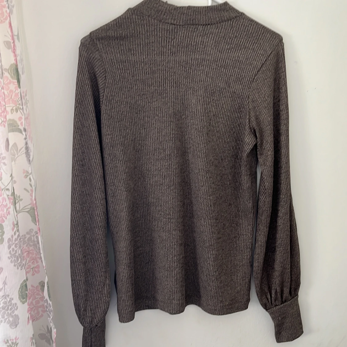 Brun ribbad långärmad tröja CC - 1