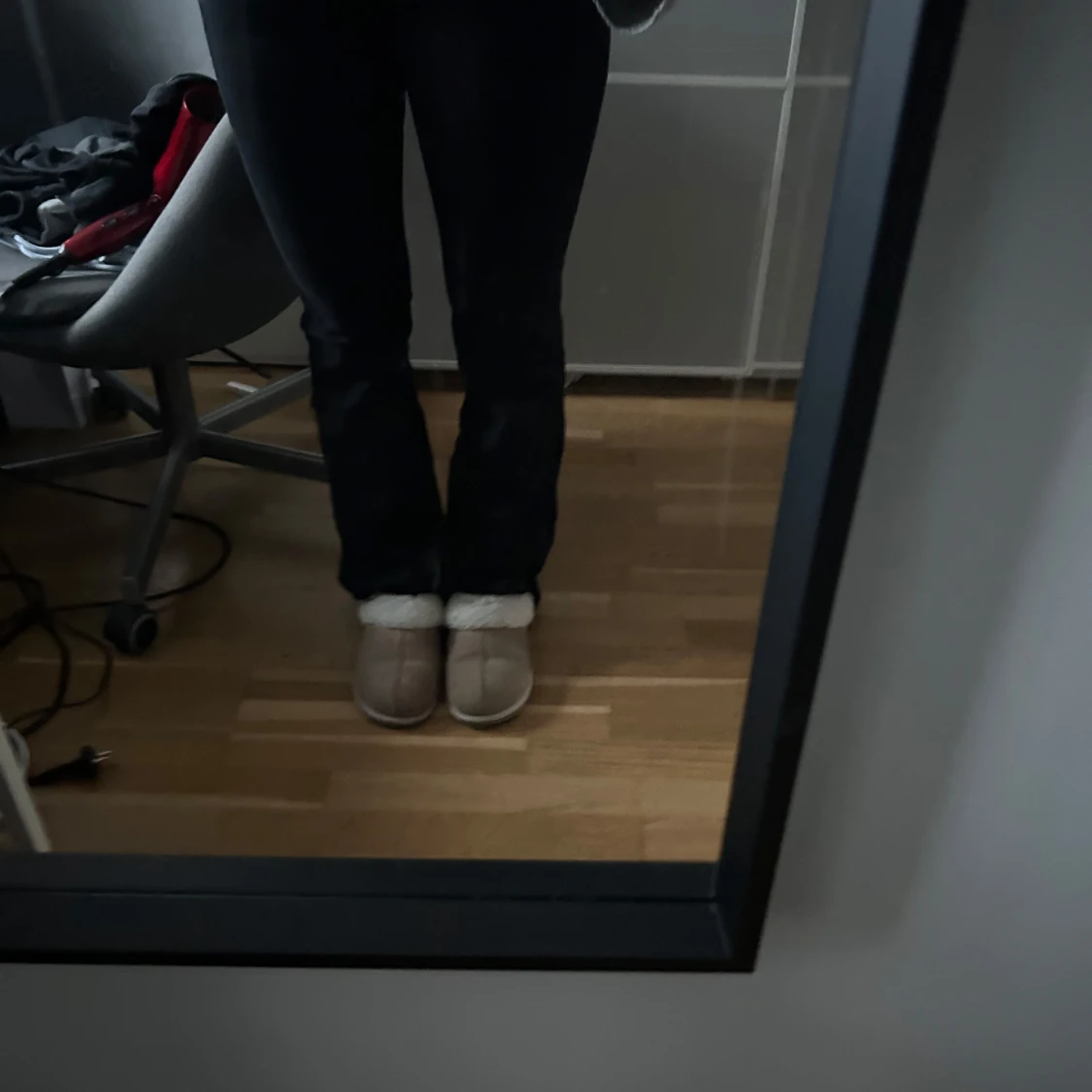 Svarta bootcut jeans - 1