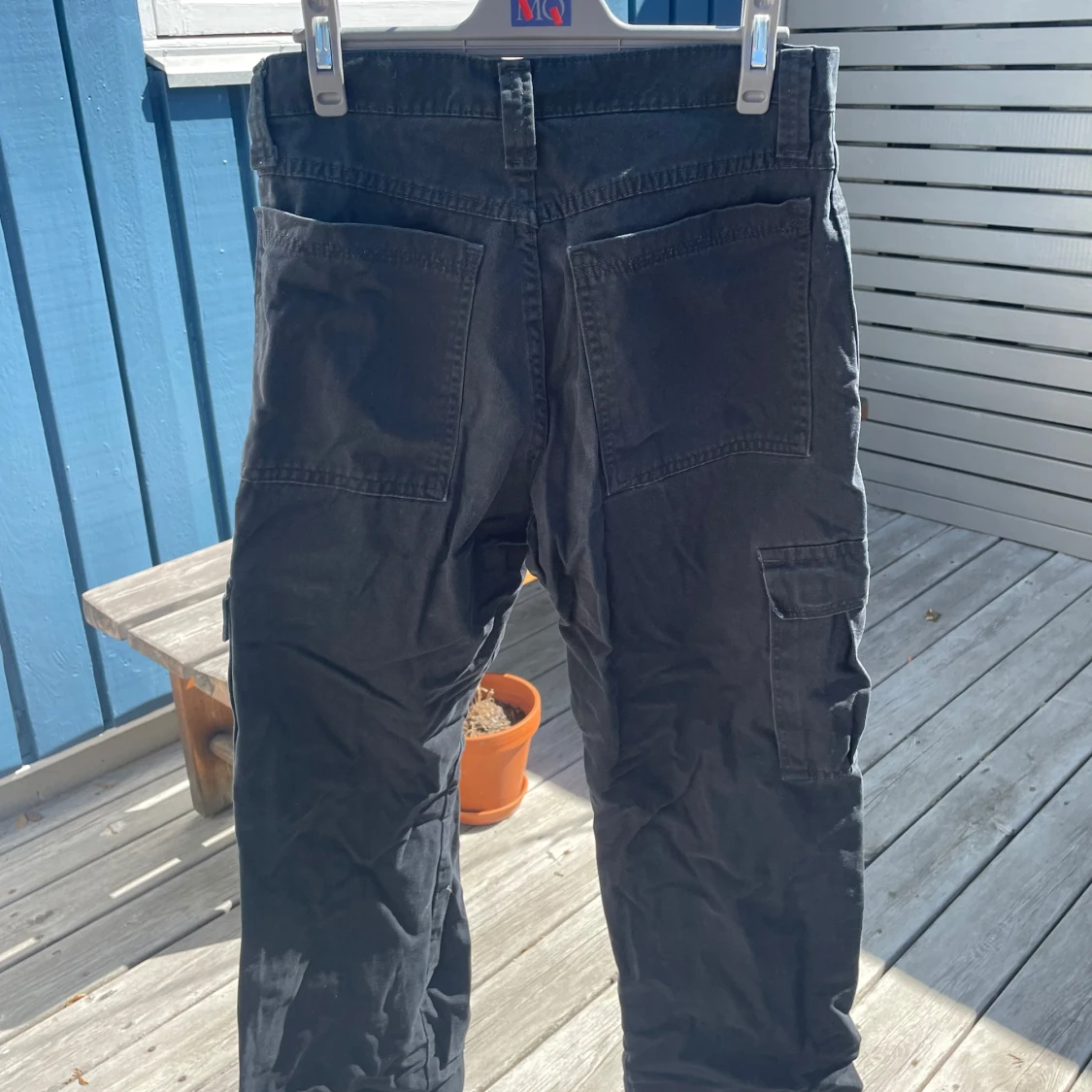 Svarta cargobyxor från Wrangler - 2