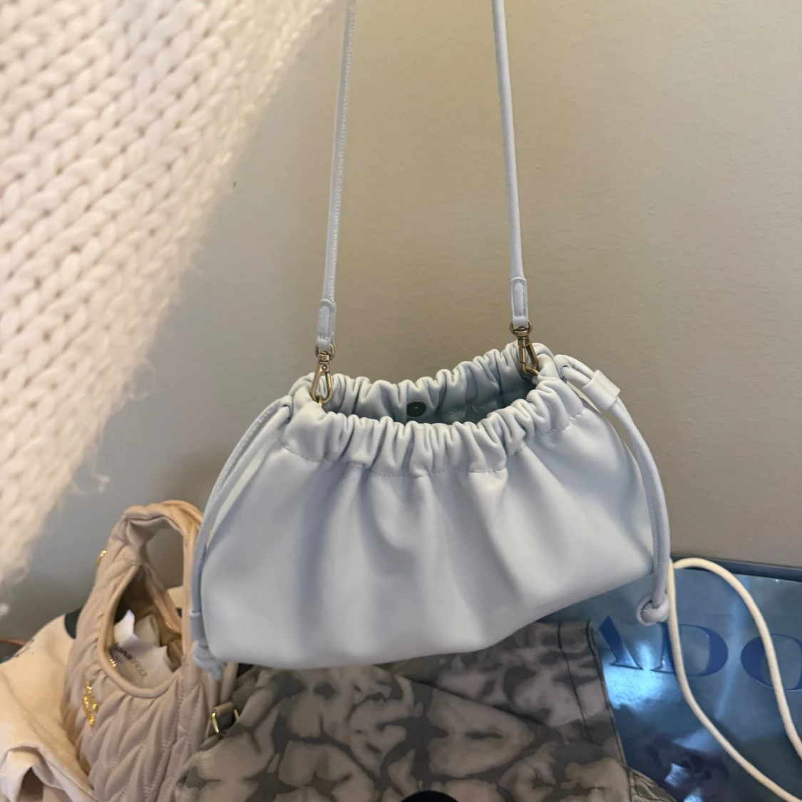 Ljusblå väska  - 2