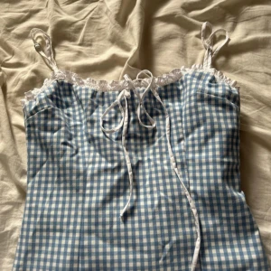 Zara gingham topp - Supersöt och eftertraktad!💓säljer endast då jag vill ha en annan storlek💞