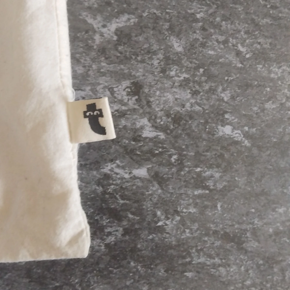 Vit tygkasse med röd krabba - 2