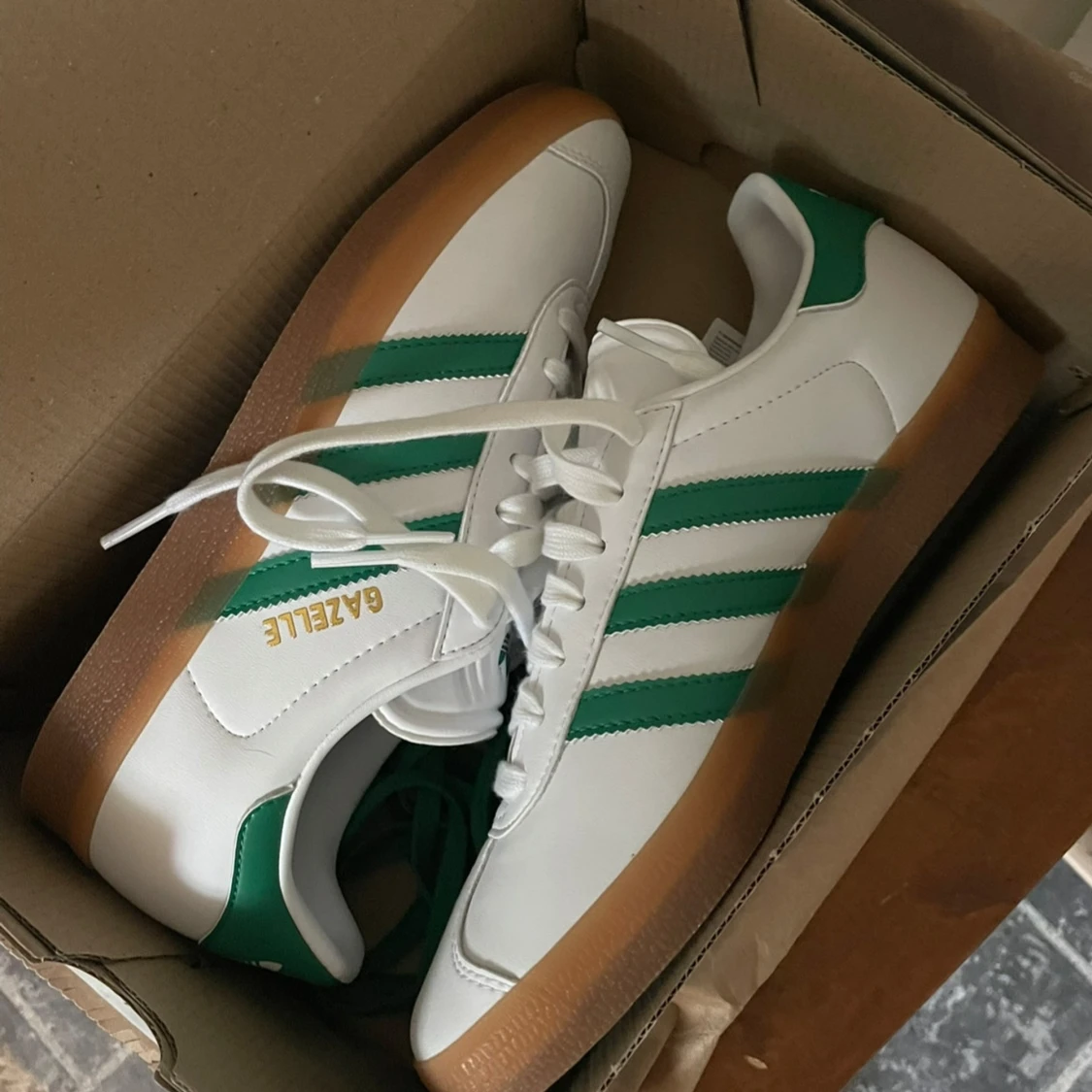 Superfina Adidas Gazelle sneakers✨