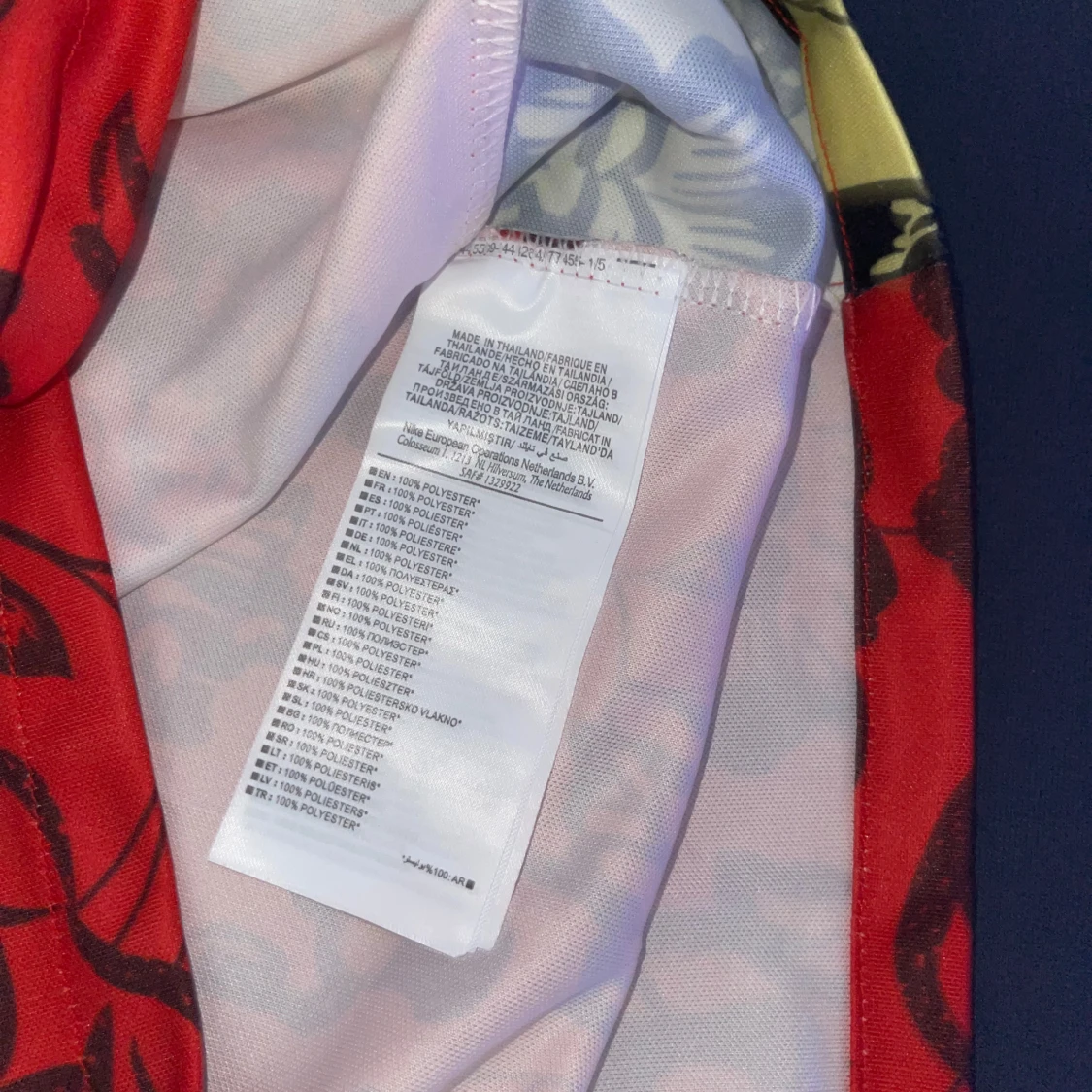 Portugal Nike fotbollströja röd blommig - 4