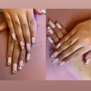 Gelénaglar Sthlm 150-25kr💕 - Nageltjej i Stockholm-Vallentuna📍.            Priser: 150kr för lätt design, 200/250kr för avancerad design. Kontakta privat för att boka tid.💕