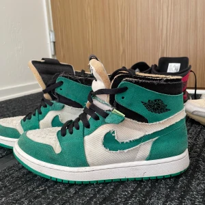 Nike Air Jordan Zoom Stadium Green - Shoes are in really good condition, little bit of cleaning will give them more shine. Most comfortable Jordans I ever had. Original price for a new pair is 345$. Size 42 EU (26.5cm) 