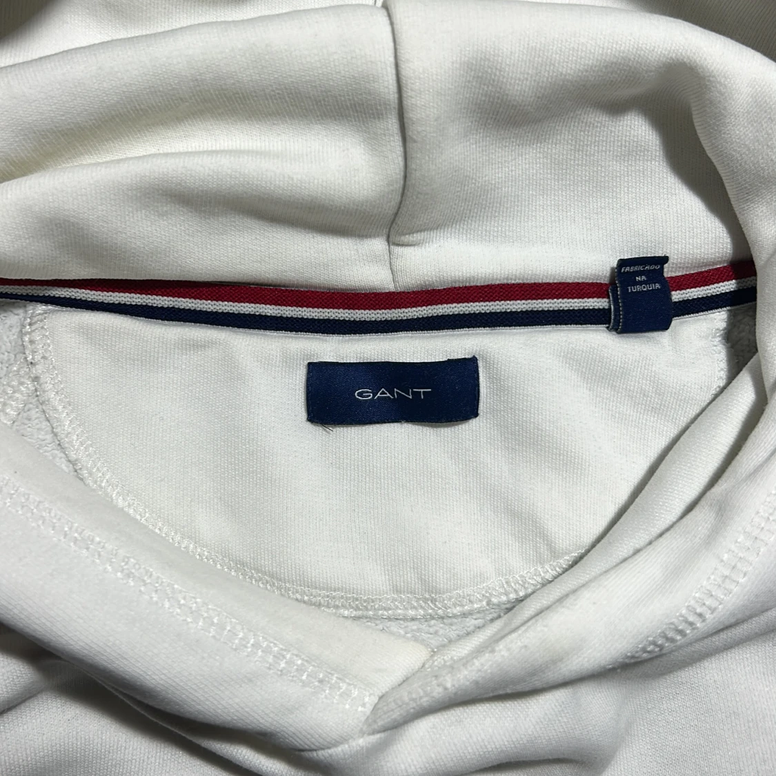 Vit hoodie från GANT - 2