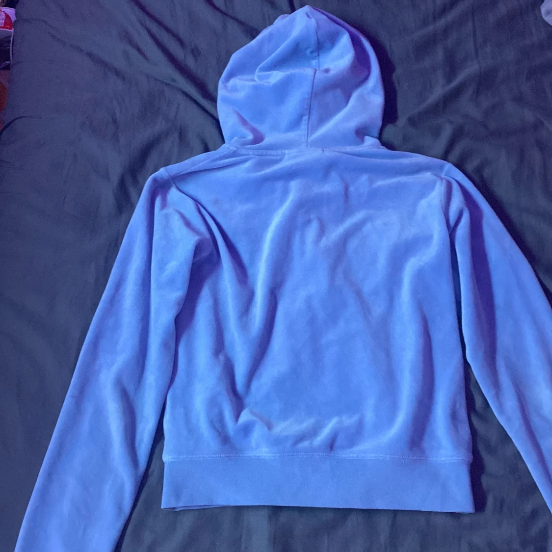 Ljusblå juicy tröja - 1