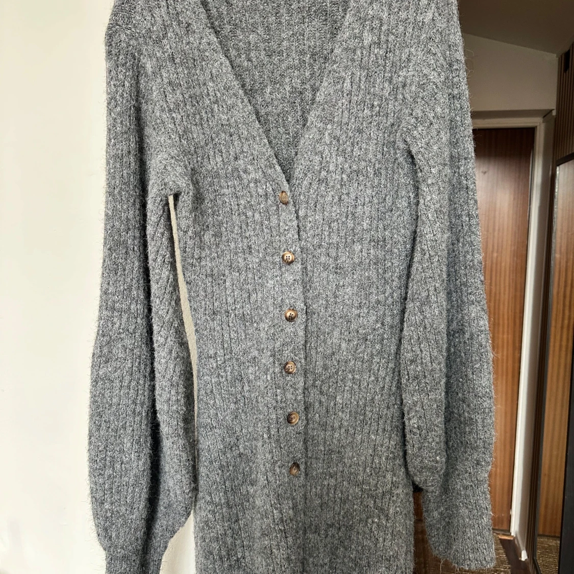 Grå lång klänning/kofta från ADOORE - 1