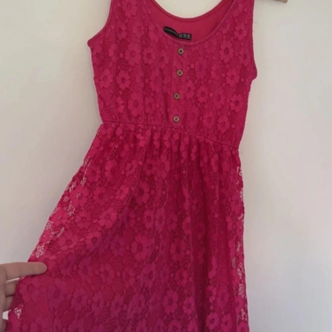 Rosa spetsklänning från Atmosphere 36 - 2