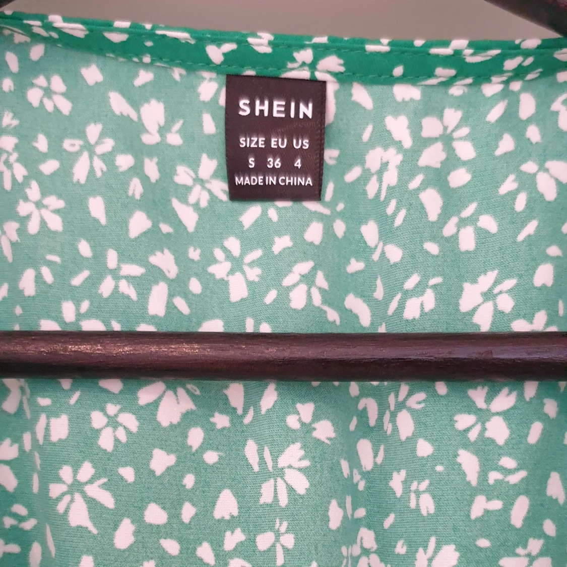 Grön blommig klänning från SHEIN - 2