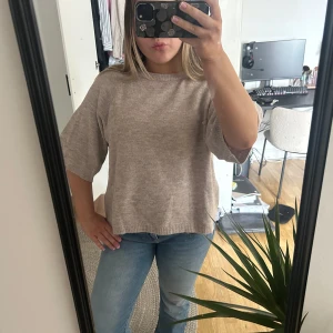 Tröja  - Så snygg stickad tröja !🩷🩷