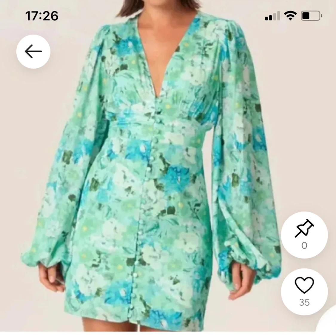 Söker denna adoore klänningen