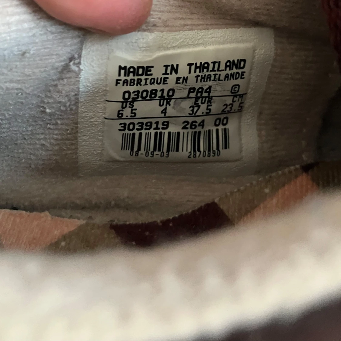 Mörklila Nike sneakers med rosa swoosh - 4