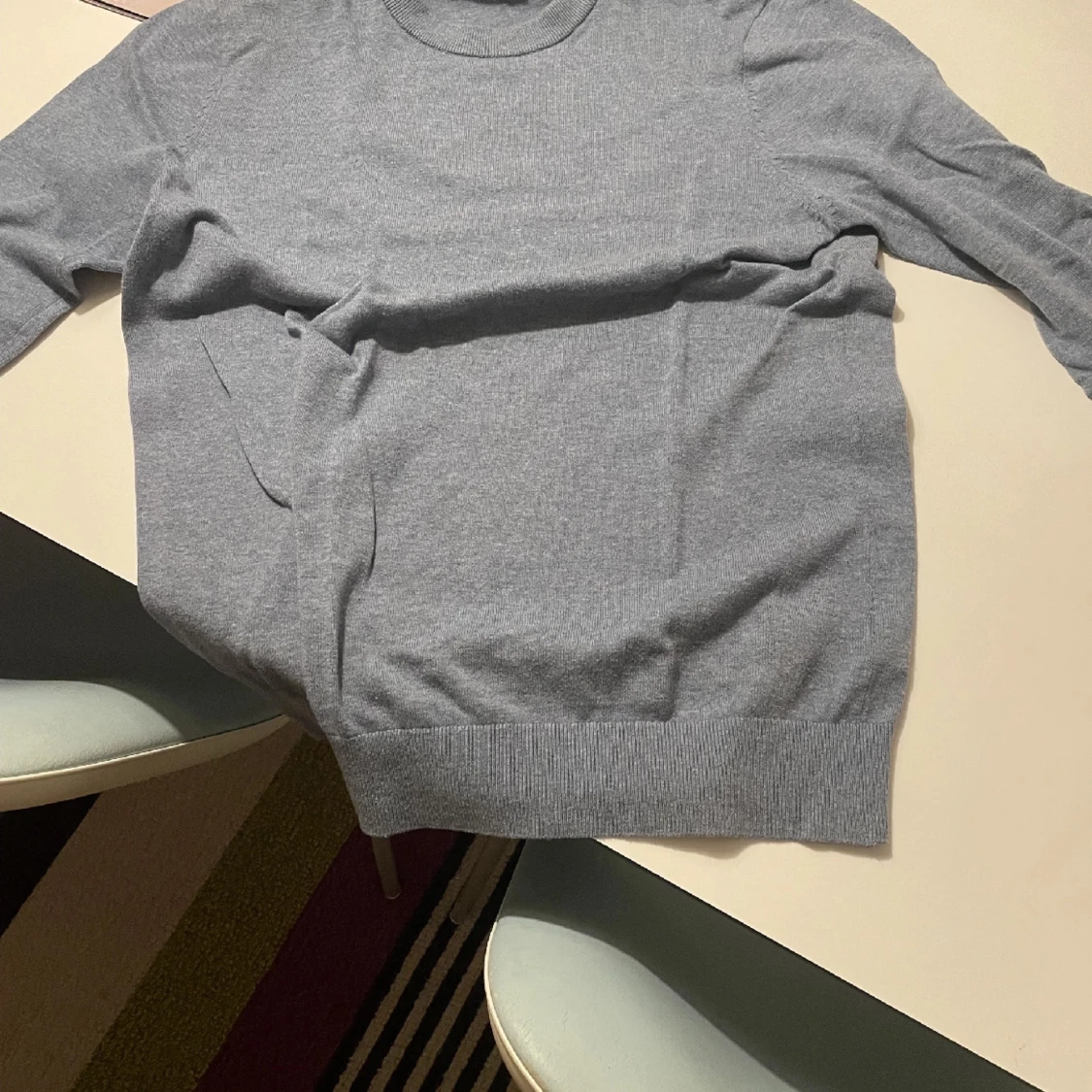 Ljusgrå stickad tröja från H&M - 1