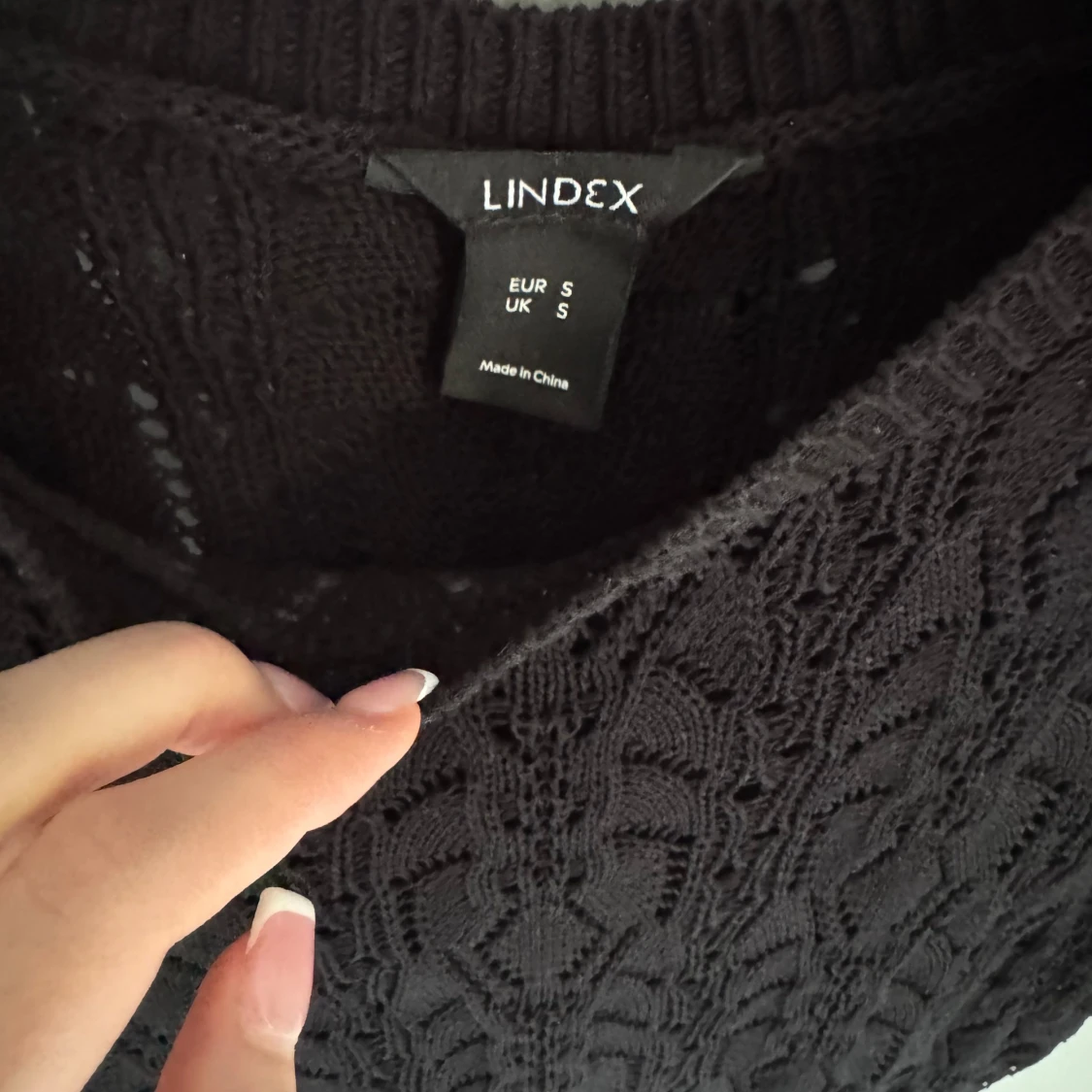 Svart stickad blus Lindex  - 1