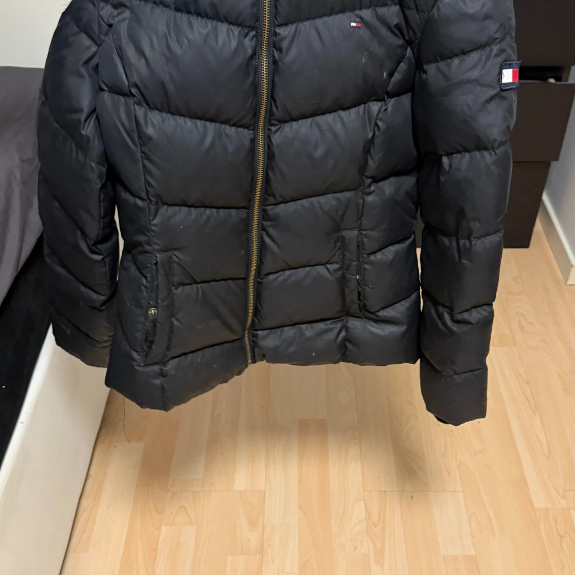 Svart dunjacka från Tommy Hilfiger - 3