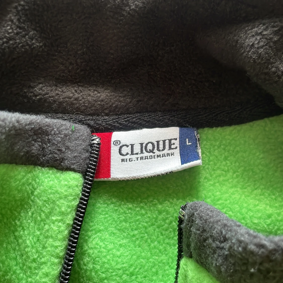 Grön fleecejacka från Clique L - 1