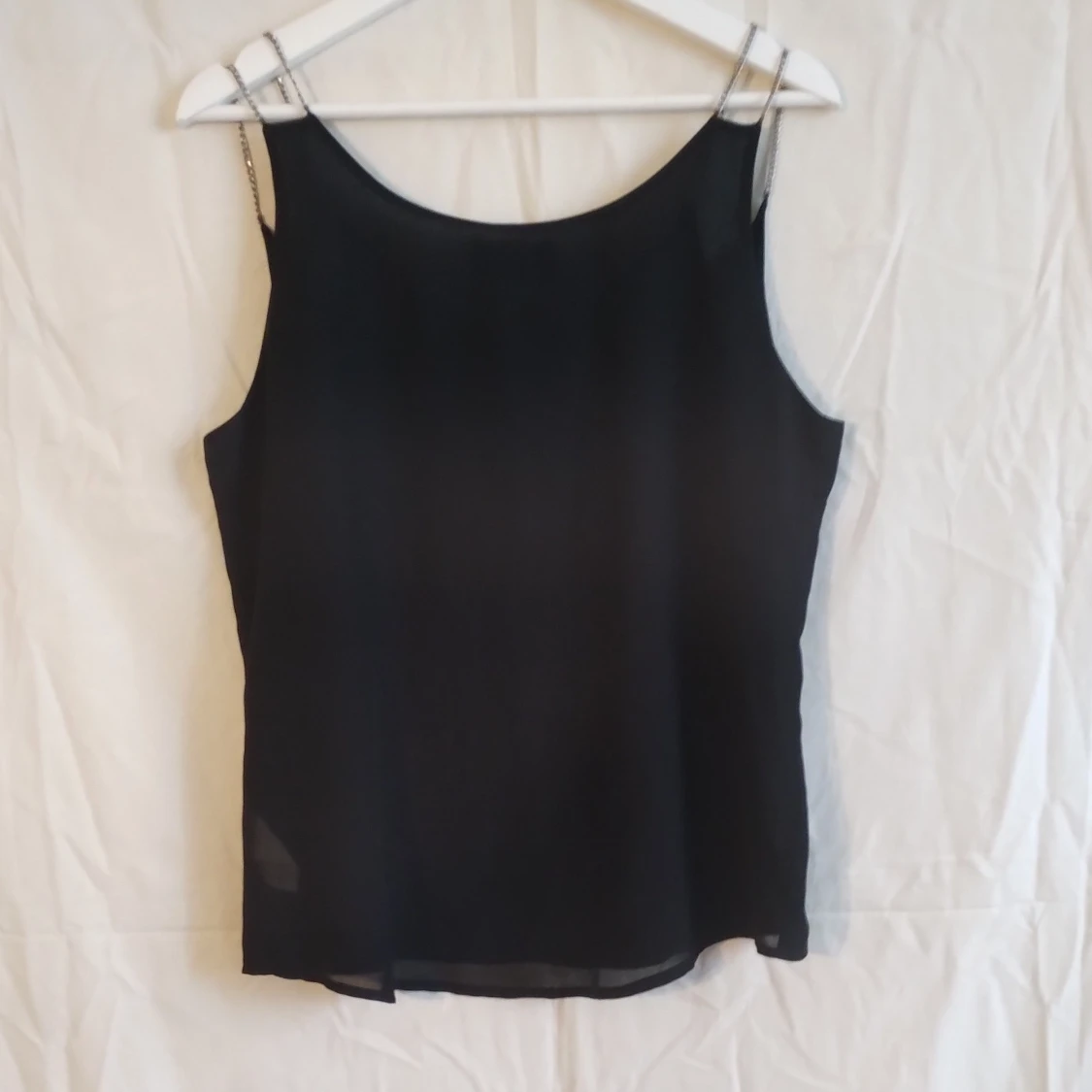 Svart linnetopp med kedjeband AX Paris - 2