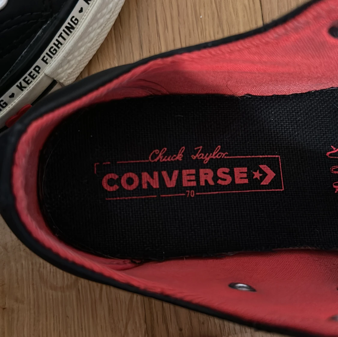 Converse sneakers med hjärtdetaljer - 4