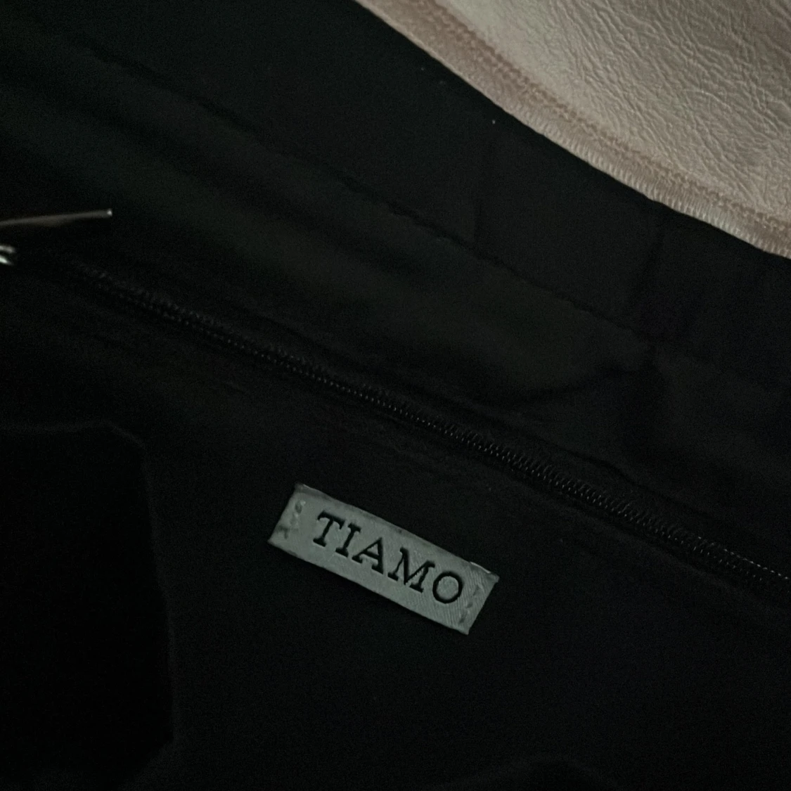 Ljusrosa väska frän Tiamo - 2