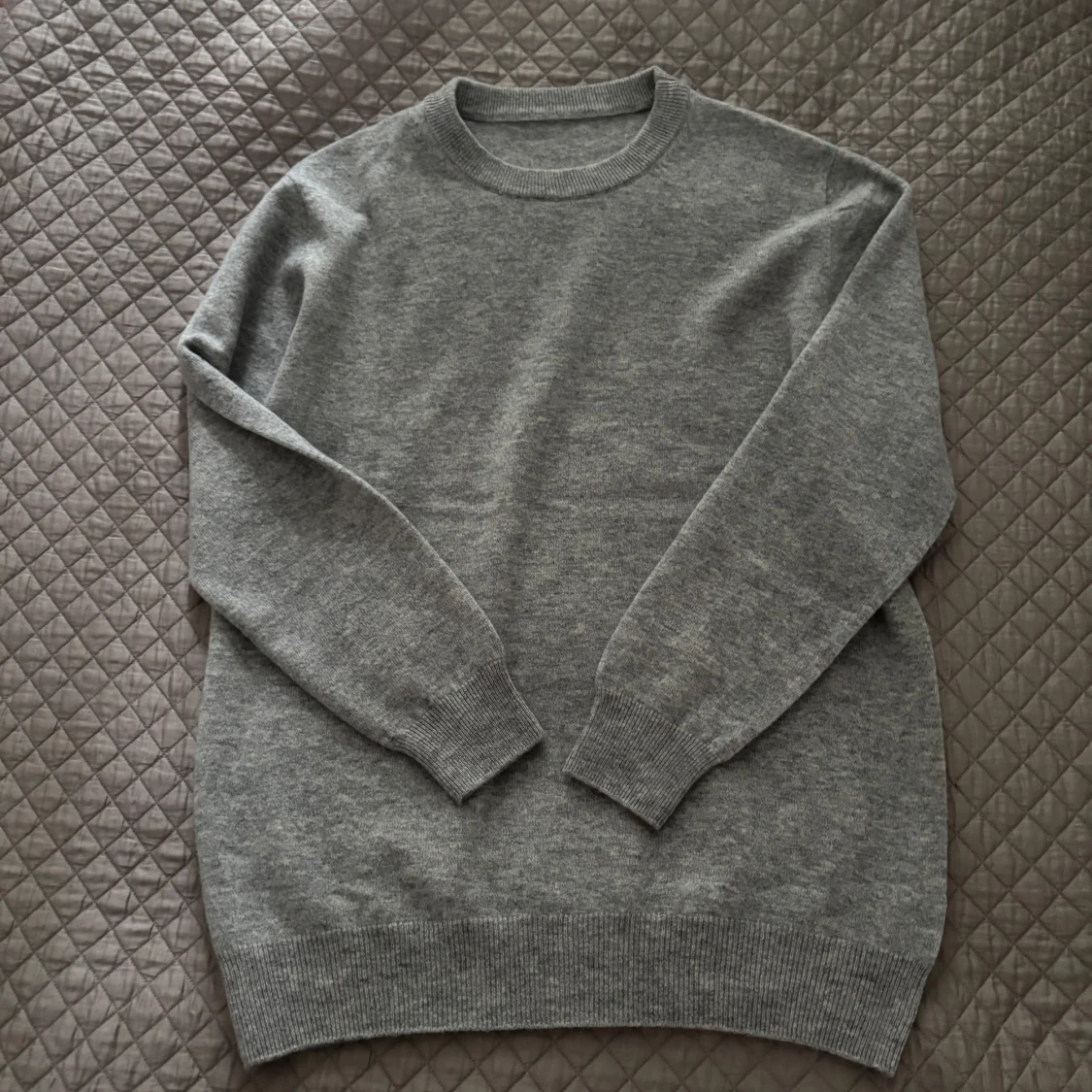 Grå 100% merinoull tröja