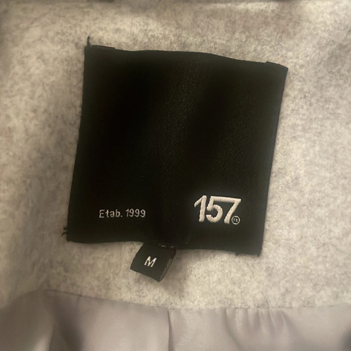 Ljusgrå kavajjacka från 157, M - 1