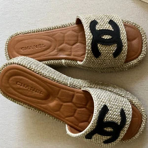 Oanvända CC sandaler  - Köpta i Turkiet. Aldrig använda. 