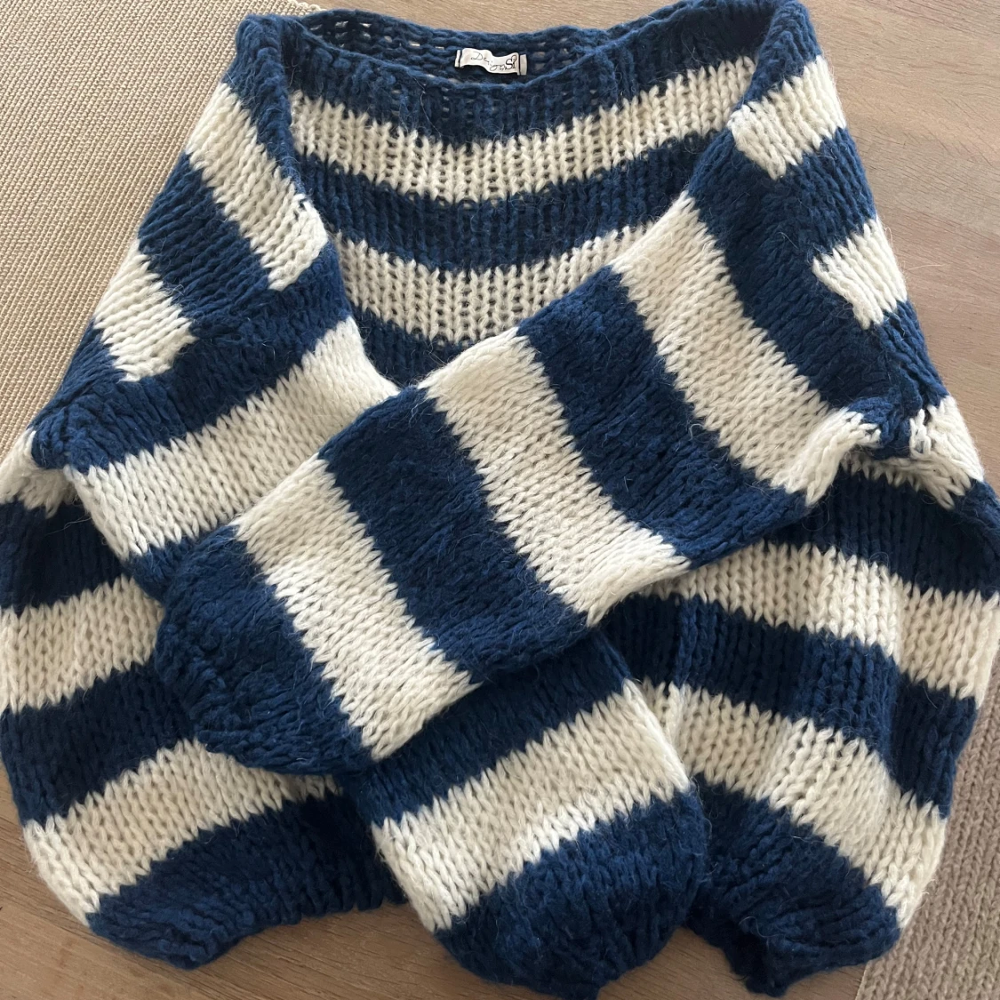 Randig stickad tröja Design by Si - 1